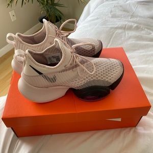 Nike Air zoom superrep size: 6 gently worn
